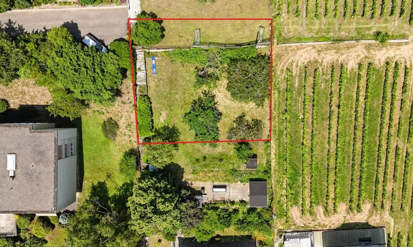 Selten in Neuenburg - Baugrundstück mit Seeblick - Foto 3 von 11
