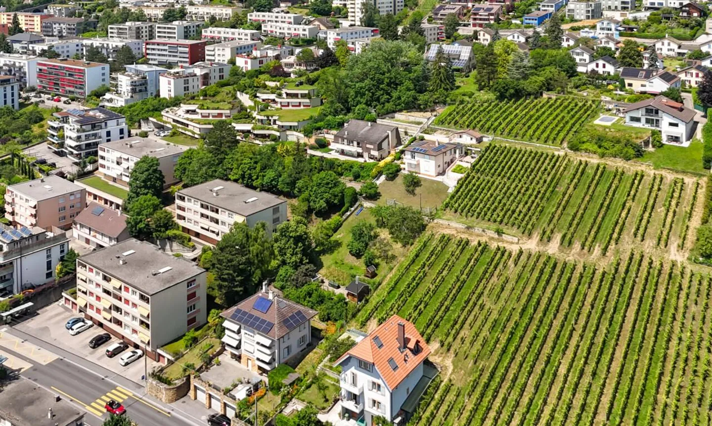 Selten in Neuenburg - Baugrundstück mit Seeblick - Foto 9 von 11