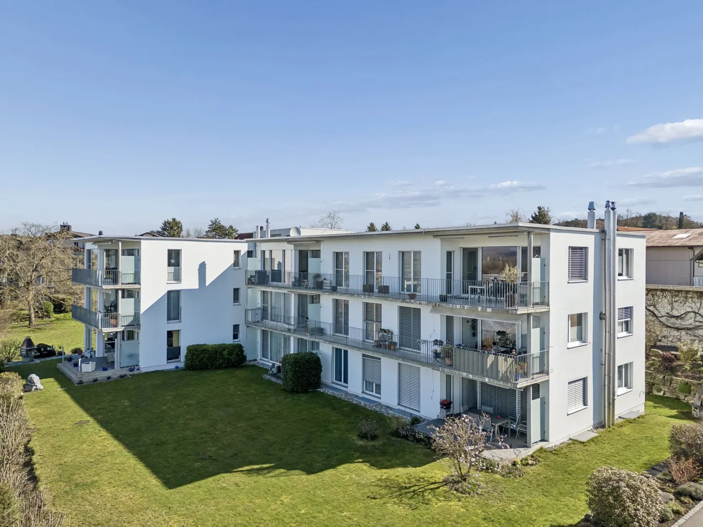 Lumineux appartement de 4.5 pièces avec vue imprenable - Photo 11 sur 13