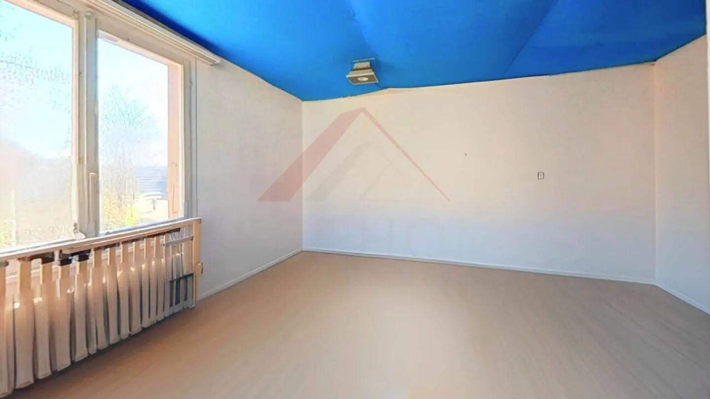 Vivere con charme - attraente casa bifamiliare a Niederbipp con potenziale e posizione tranquilla - Foto 8 di 23