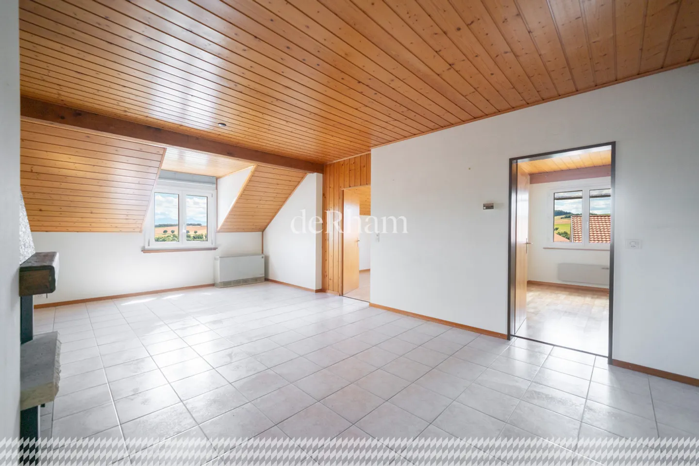 Appartamento di 88m2 PPE, 3.5 stanze all'ultimo piano - Foto 4 di 13
