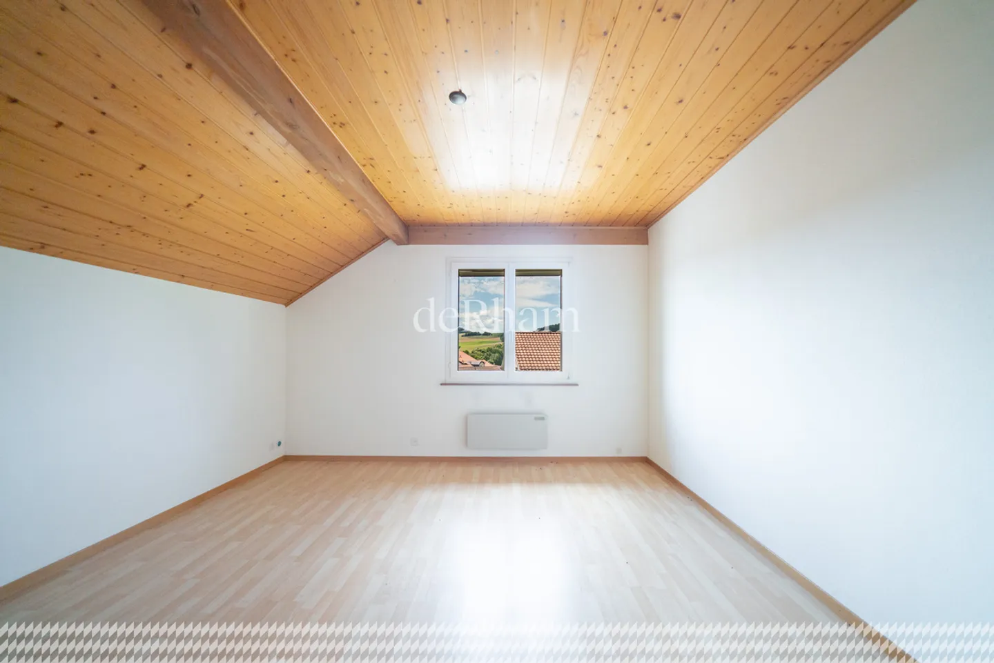 Appartamento di 88m2 PPE, 3.5 stanze all'ultimo piano - Foto 7 di 13