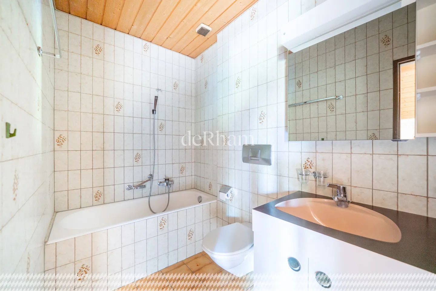 Appartamento di 88m2 PPE, 3.5 stanze all'ultimo piano - Foto 8 di 13