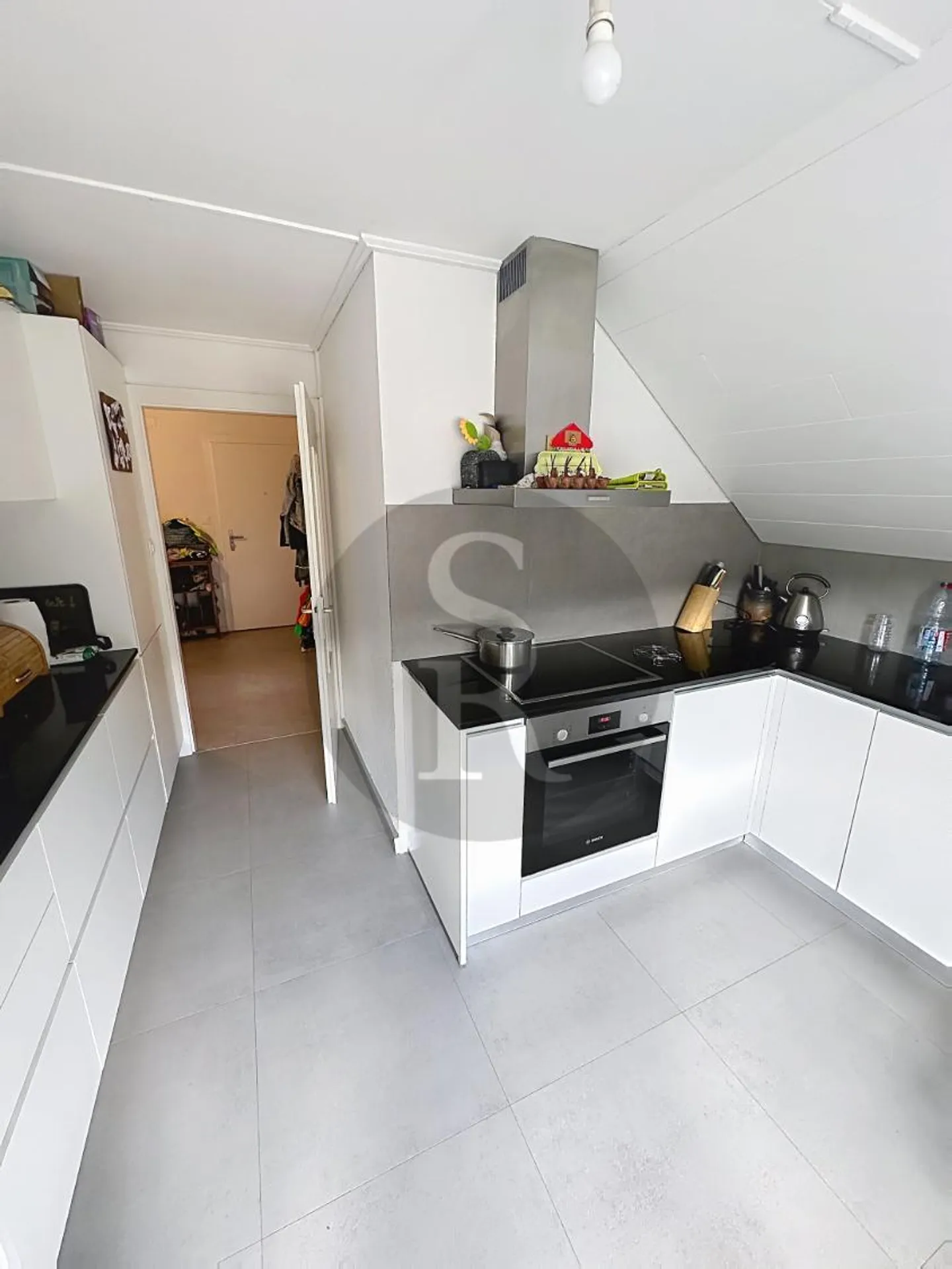 Appartement spacieux 5.5 pièces - Photo 1 sur 10