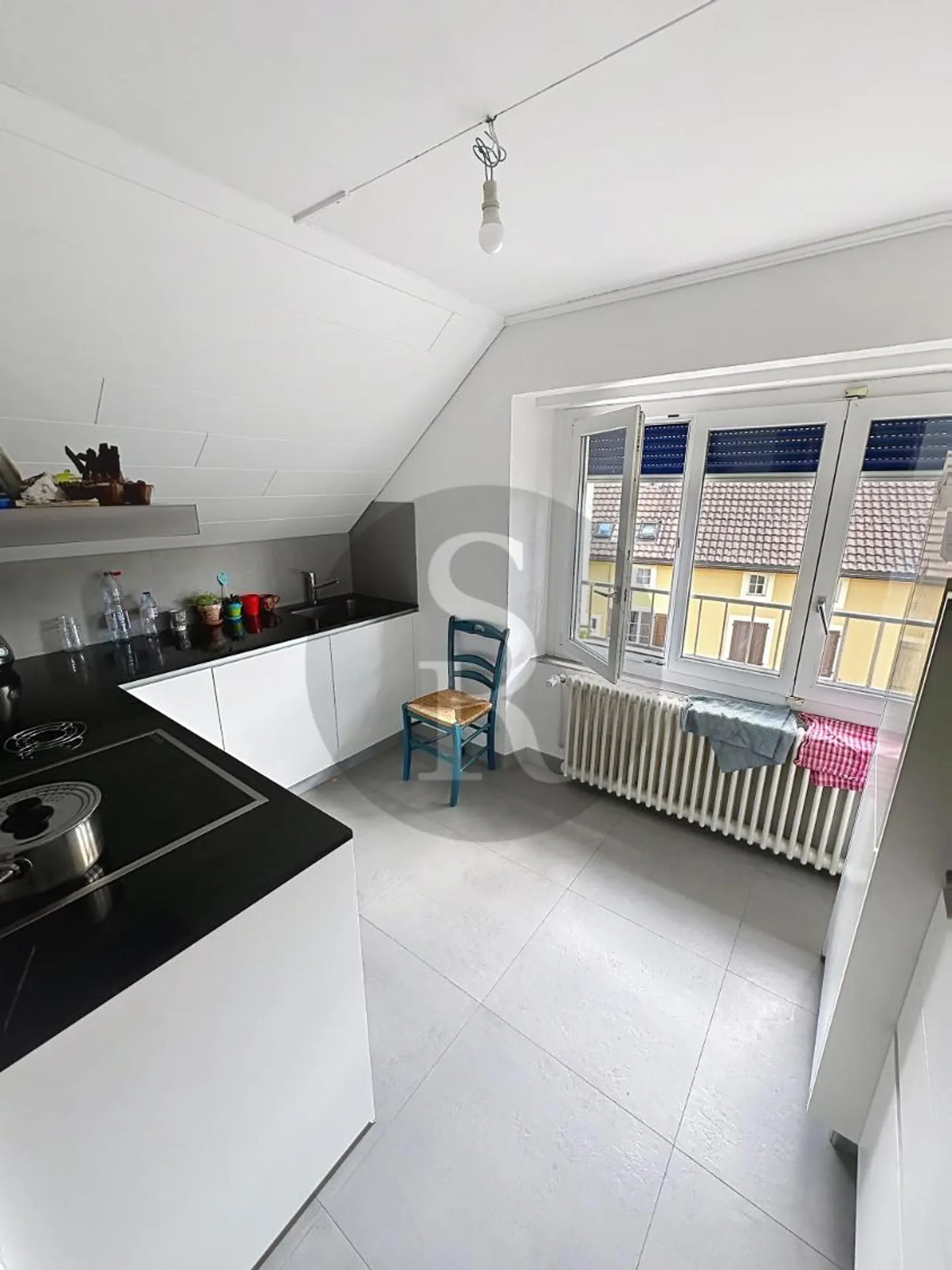Appartement spacieux 5.5 pièces - Photo 2 sur 10