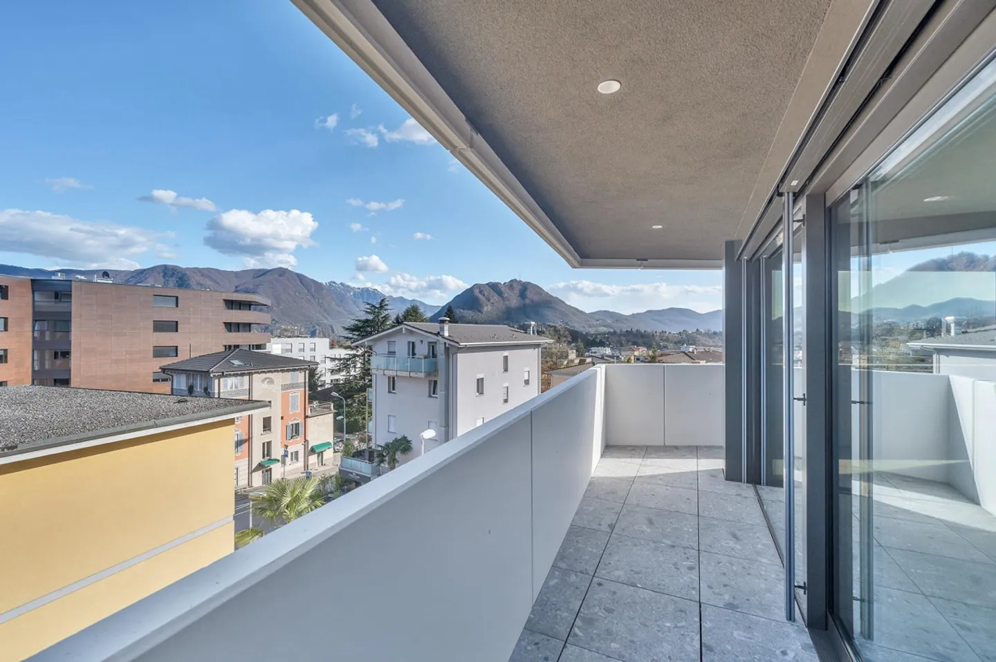 Appartement moderne 3.5 pièces près de la gare - Photo 1 sur 6