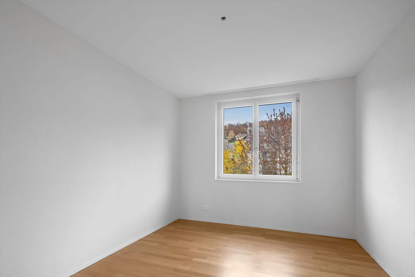 Apartment for rent - Photo 7 of 13