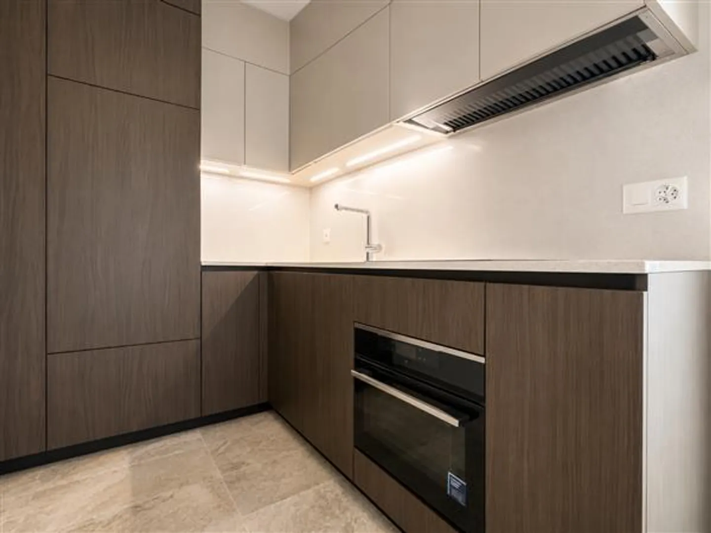 Lugano: 2,5-Zimmer-Wohnung - Foto 2 von 10