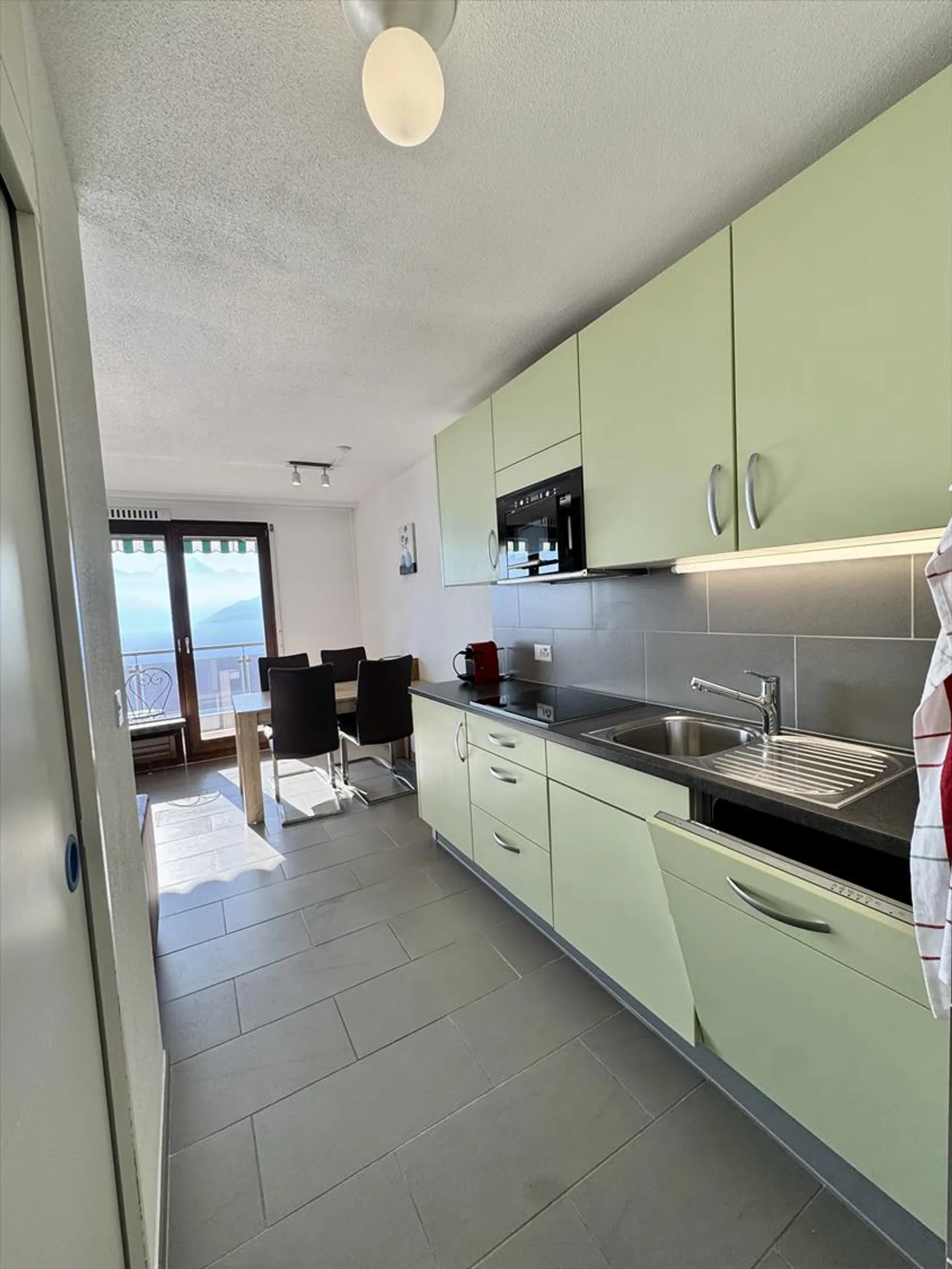 2,5-Zimmer-Wohnung - Foto 2 von 9