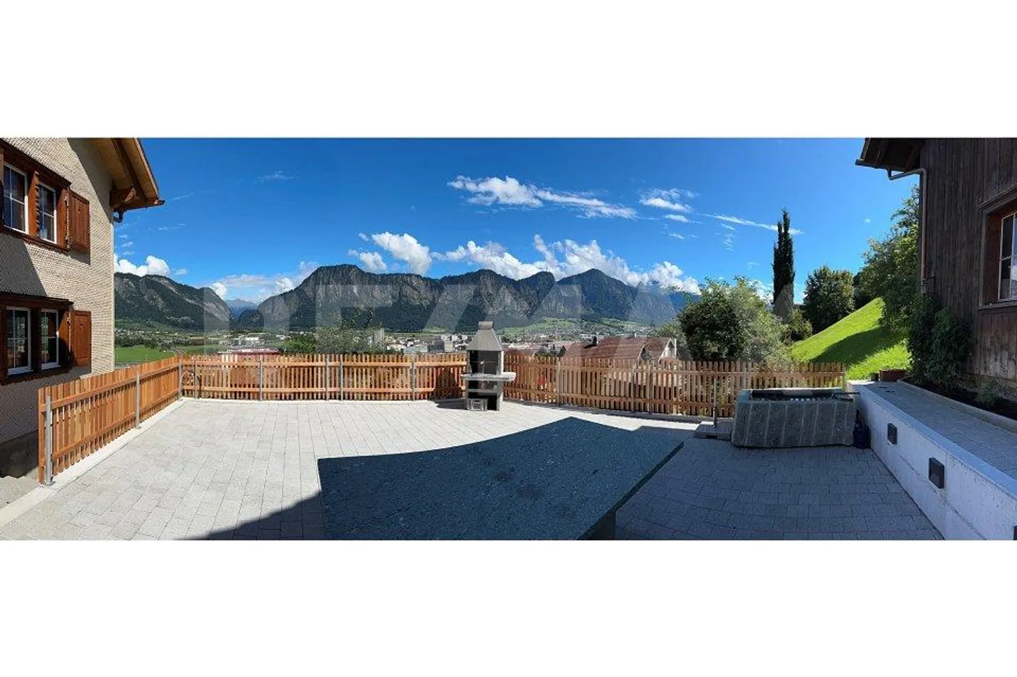 Unique opportunity in Mastrils – Spacious 1781m² plot with... - Photo 3 of 13