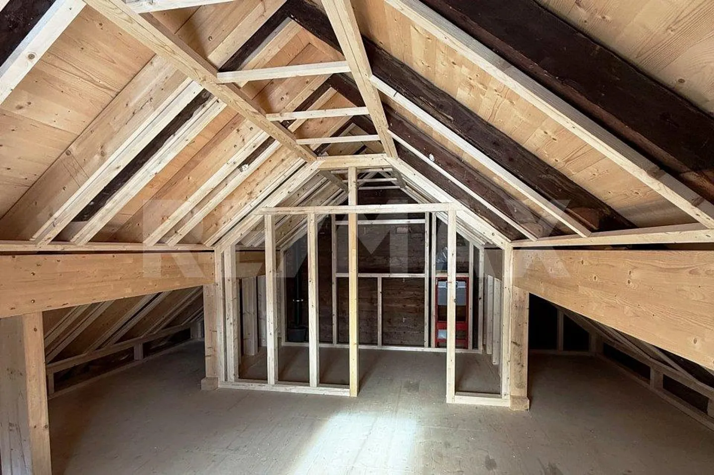 Unique opportunity in Mastrils – Spacious 1781m² plot with... - Photo 9 of 13