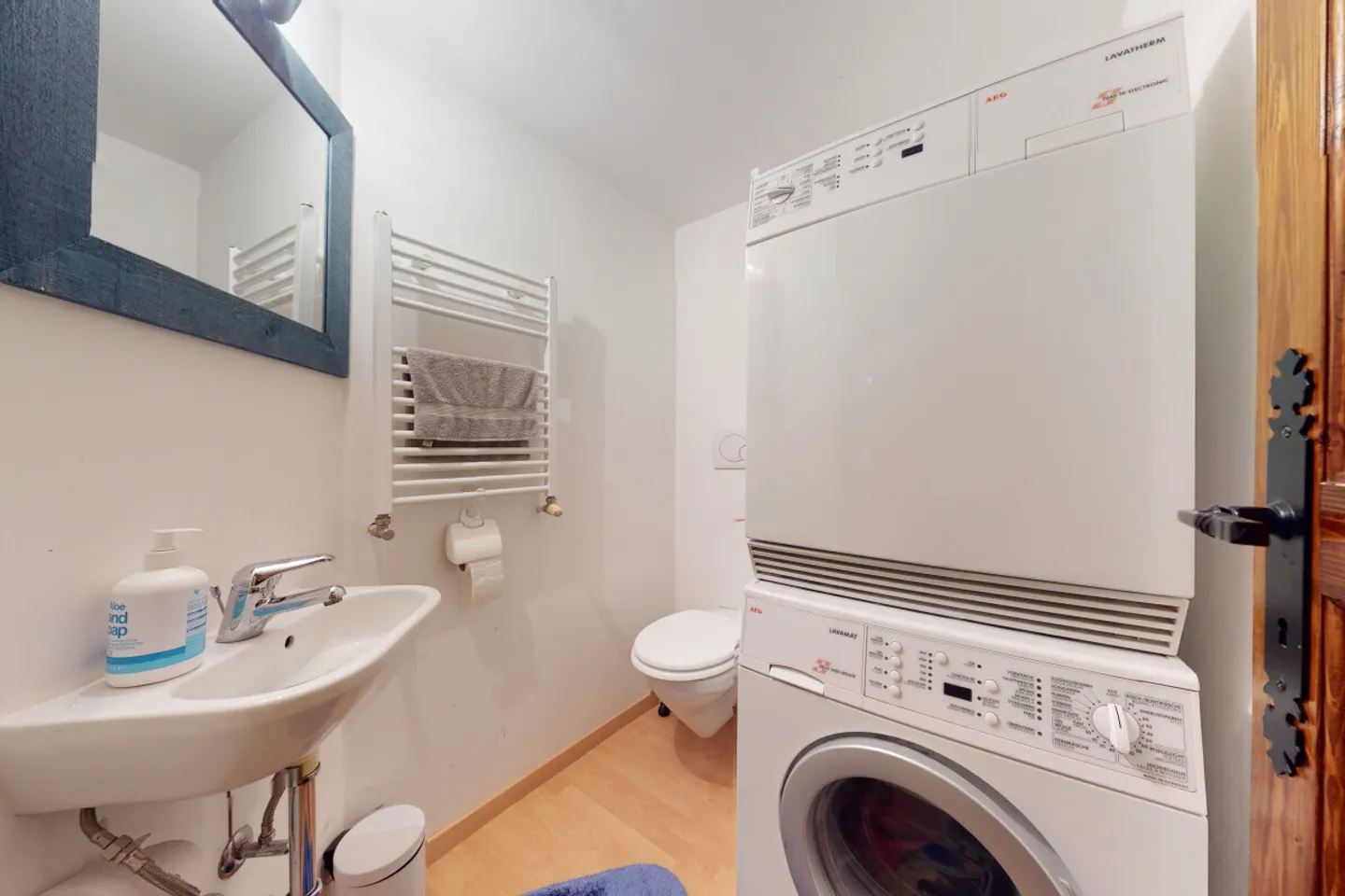 Superba proprietà con carattere e grande potenziale nel cuore di St-Légier - Foto 10 di 13