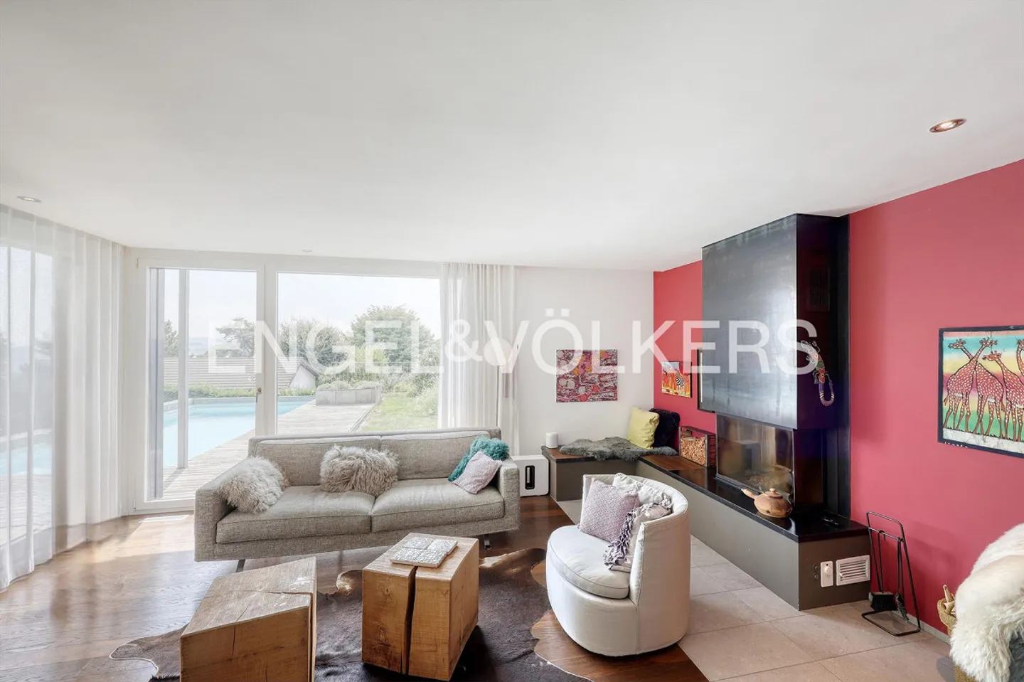 Spacious. Bright. Stylish. - Photo 3 of 10