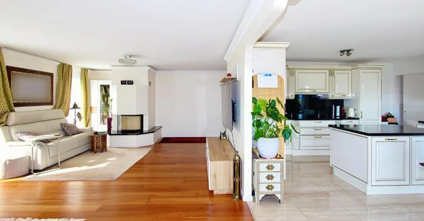 Space and light just steps from the lake and all amenities - Photo 1 of 9