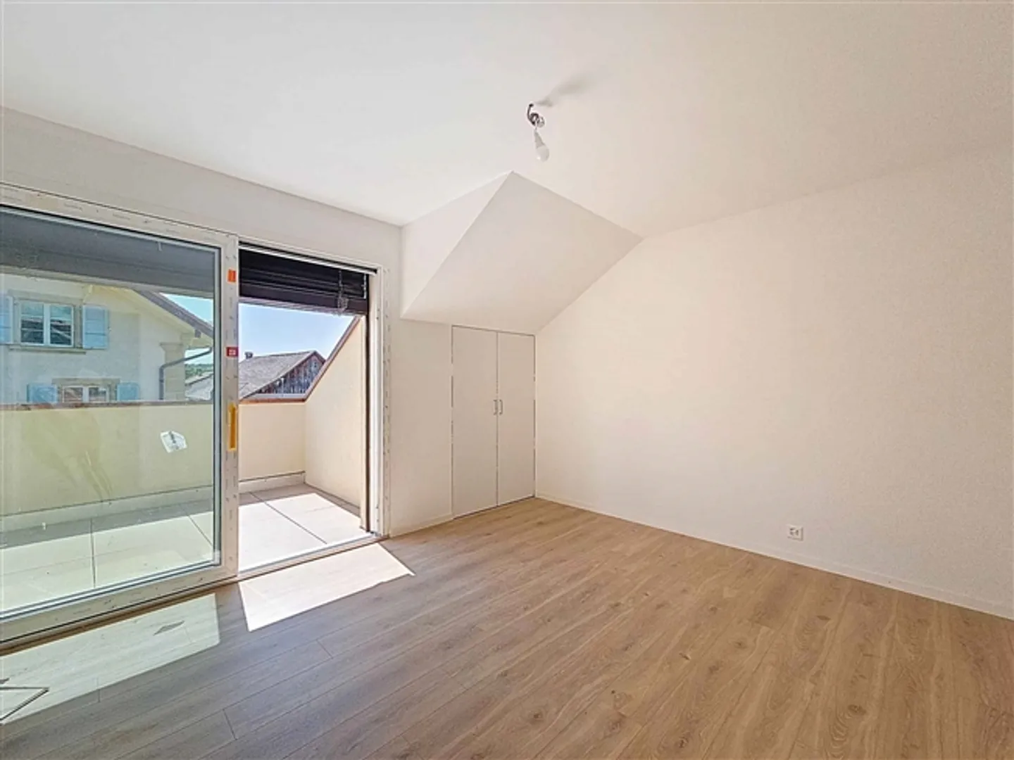 «4.5-Zimmer-Wohnung im Dachgeschoss mit freiem Blick» - Foto 6 von 12