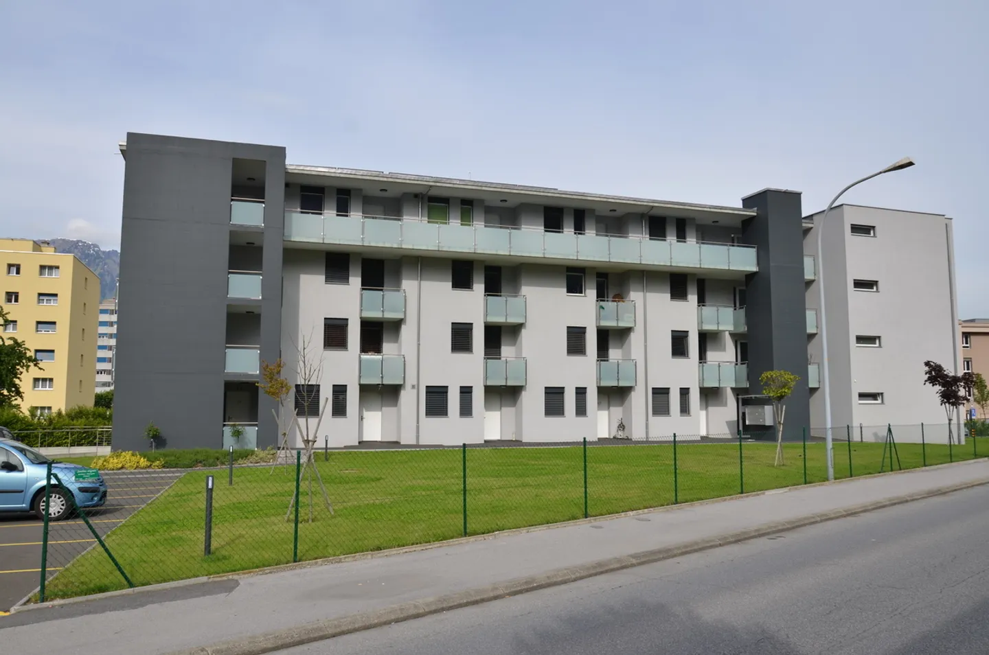 Place de Parc Intérieure à Louer - Photo 2 sur 3