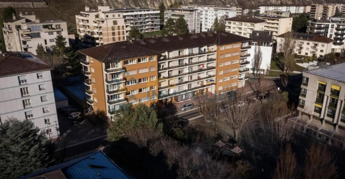 3.5 Room Apartment in Martigny - Photo 6 of 6