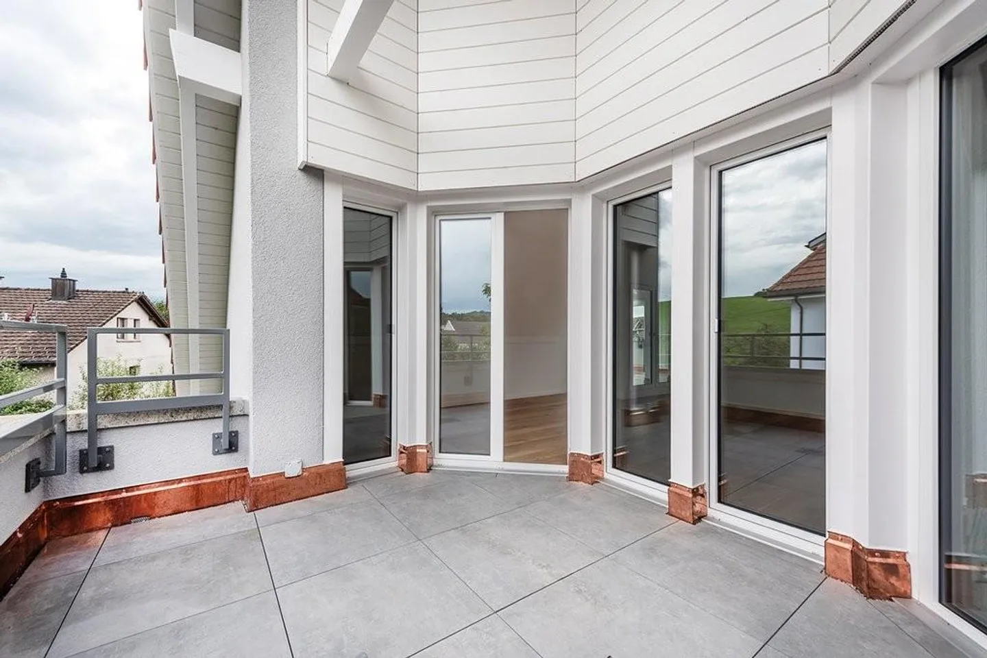 Completely renovated 3.5 room penthouse apartments for rent in Mörschwil - Photo 10 of 11