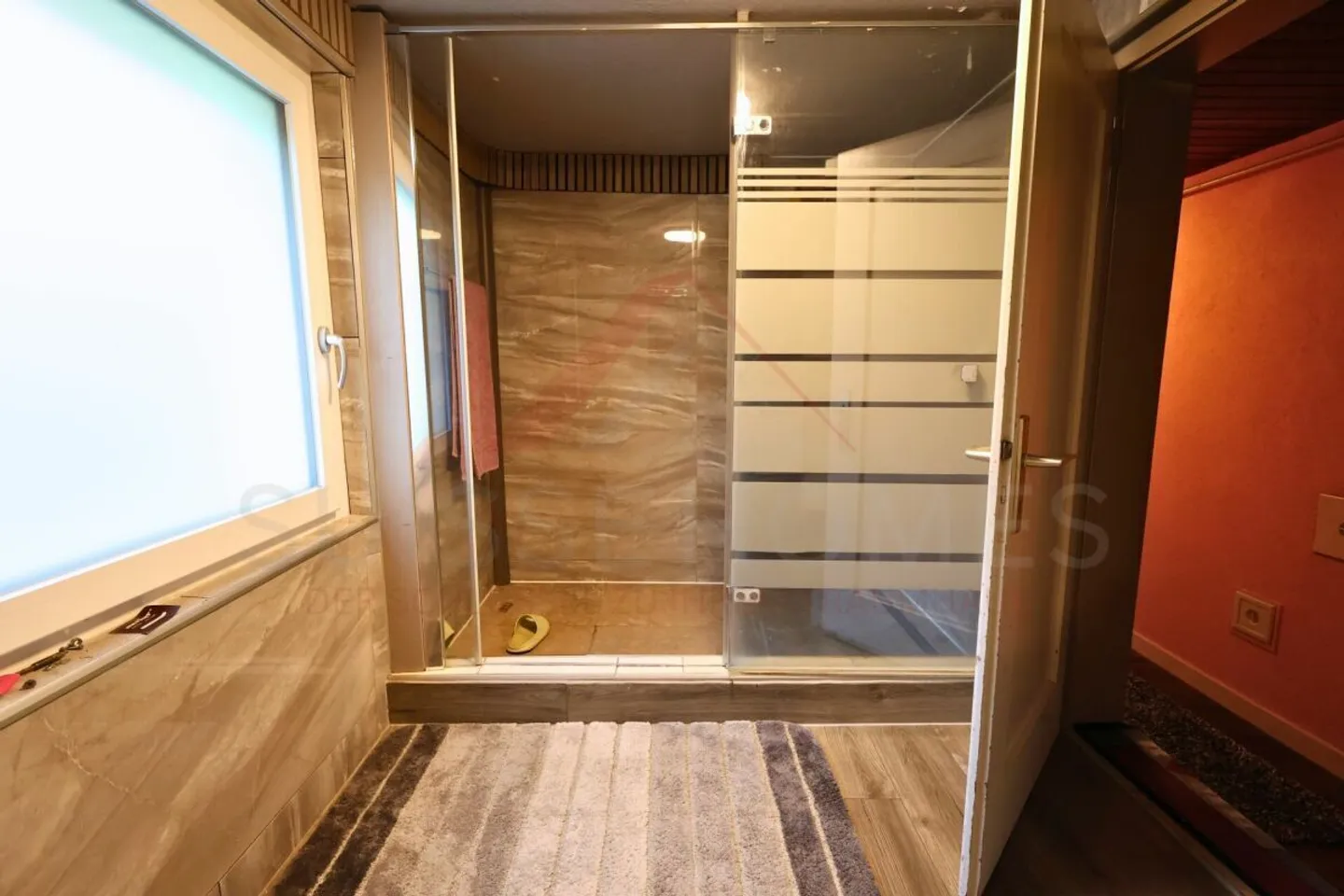 Maison individuelle à Ammerswil près de Lenzburg - charmante, située au calme et avec un potentiel de développement - Photo 7 sur 22