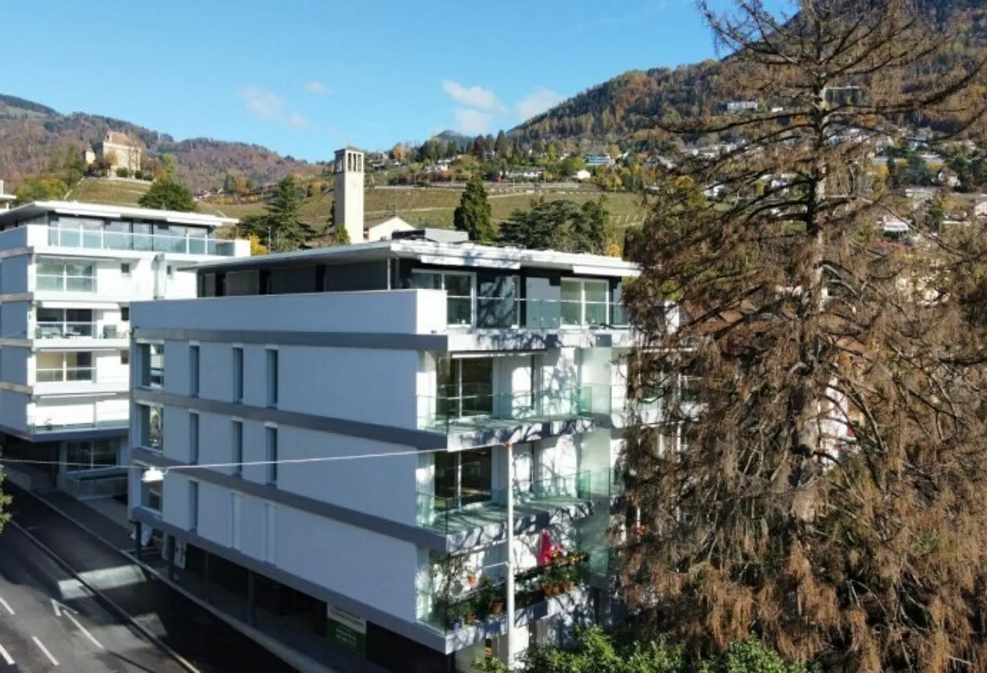 DA AFFITTARE
APPARTAMENTO COME NUOVO
1815 CLARENS/MONTREUX - Foto 1 di 6
