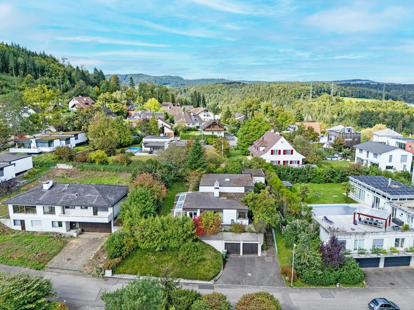 Terrain à bâtir dans un quartier résidentiel privilégié - Photo 4 sur 6