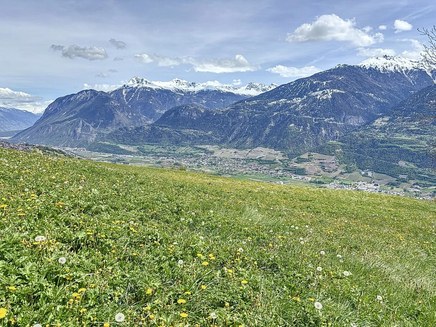 Village house 5 rooms in Lens - Photo 8 of 9