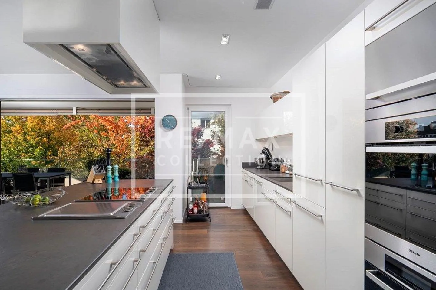 Appartement de jardin luxueux de 4,5 pièces avec jardin privé et équipements exclusifs à louer ! - Photo 5 sur 13