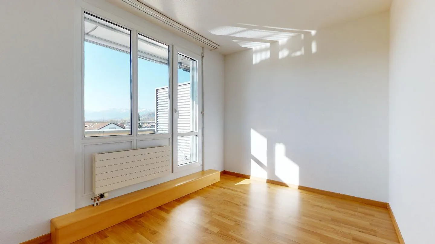 Charmante Attikawohnung mit Aussicht - Foto 4 von 6