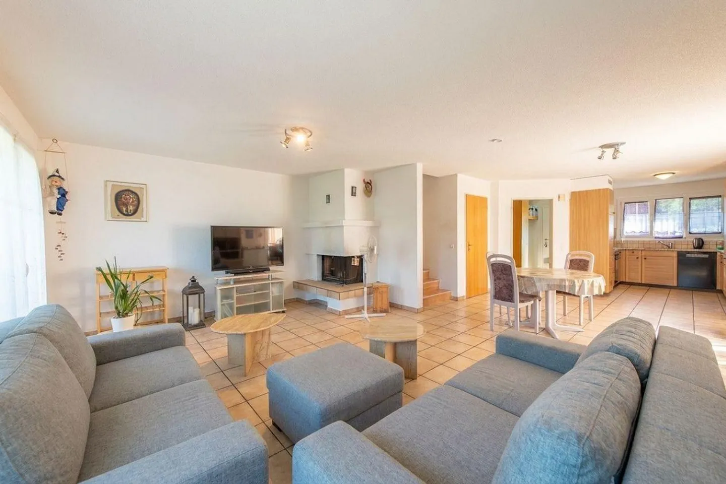 Une maison pour arriver : Maison de coin bien entretenue avec jardin et W... - Photo 3 sur 13