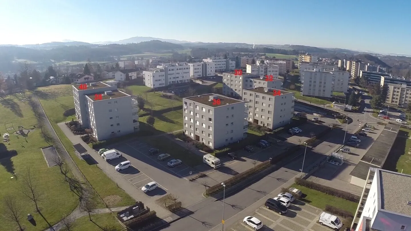 Charmantes 4,5 Zimmer in einem sehr familiären Viertel - Foto 1 von 11