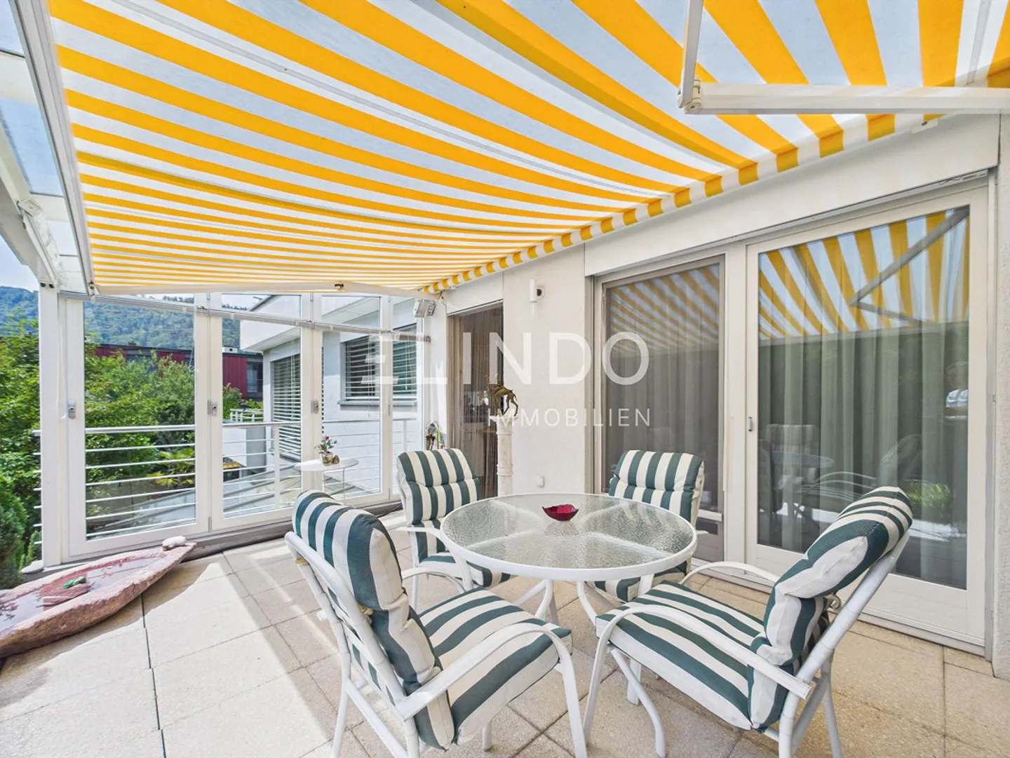 Appartement Terrasse Spacieux avec Double Garage - Adliswil - Photo 3 sur 13