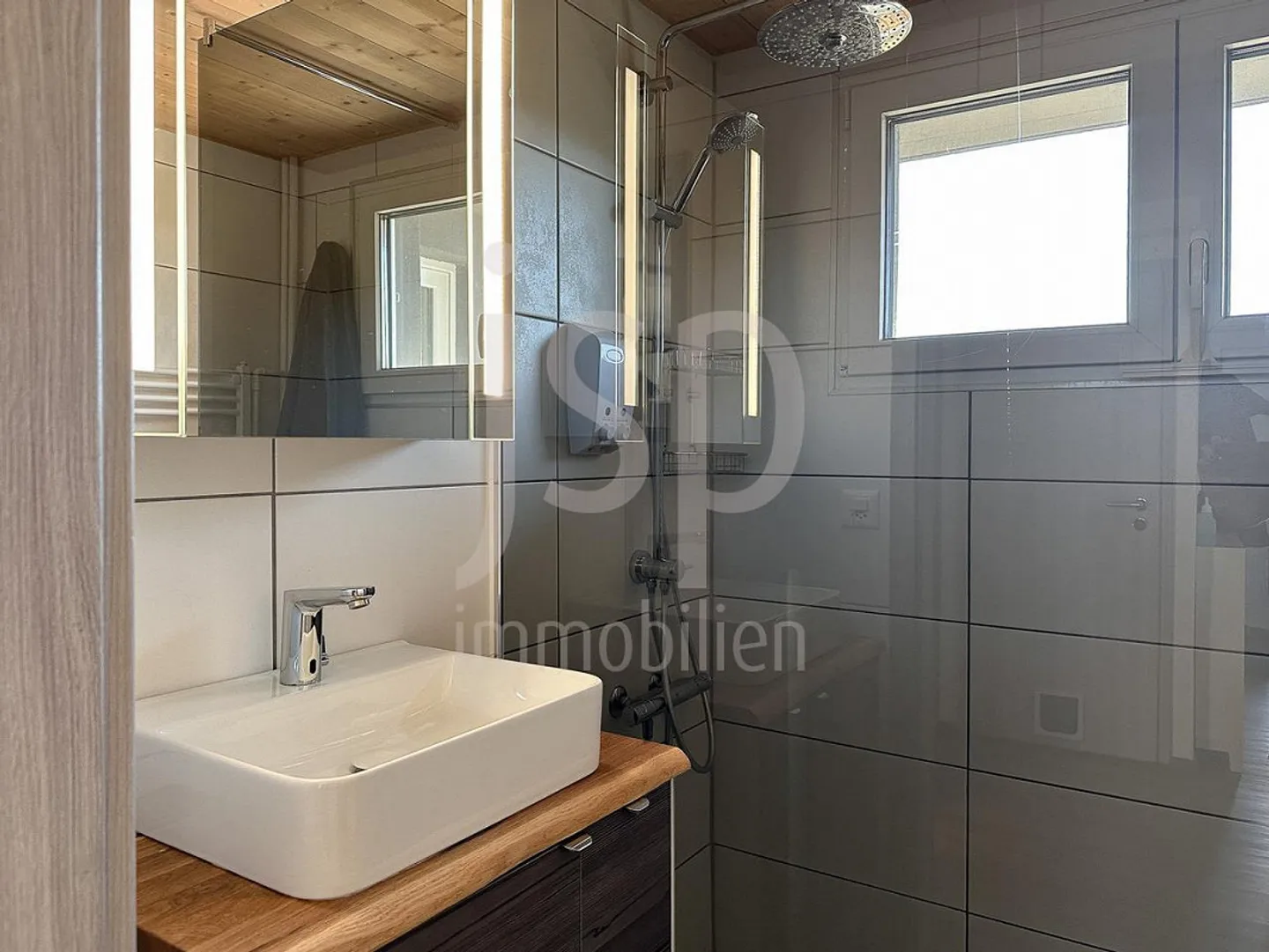 Practical 4 Room House with Large Plot - Photo 7 of 23