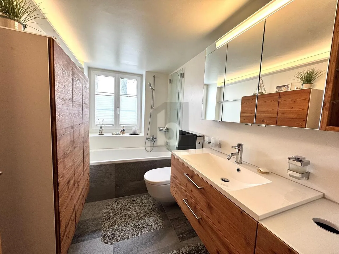 Charmantes Mischobjekt - Foto 3 von 6