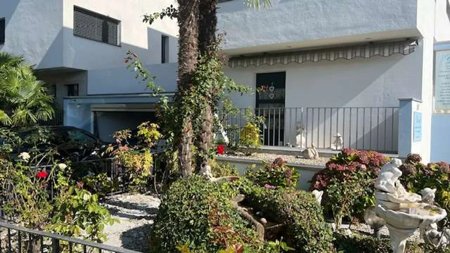 Ufficio Prestigioso con Giardino - Foto 1 di 8