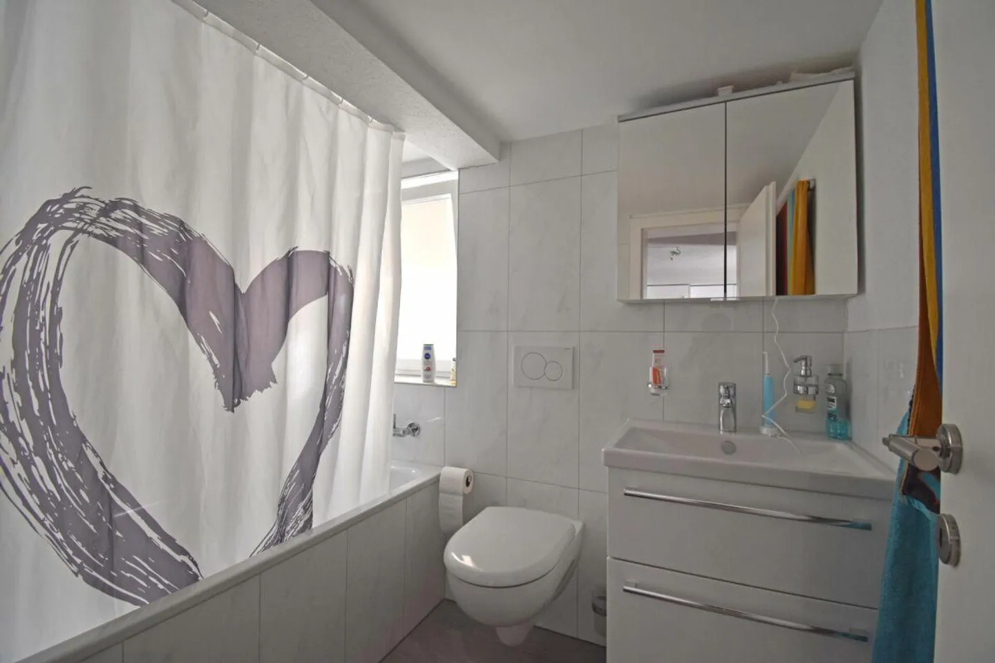 Residential and commercial building in a central location - Photo 6 of 17