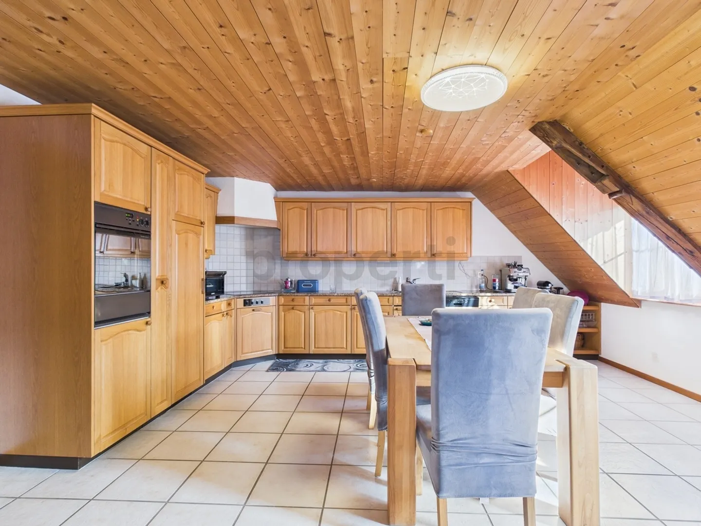 Charmante 5.5-Zimmer-Wohnung in Malans - Foto 2 von 13