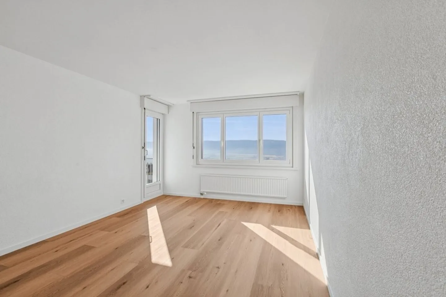 Apartment with 3 Rooms - Photo 3 of 10