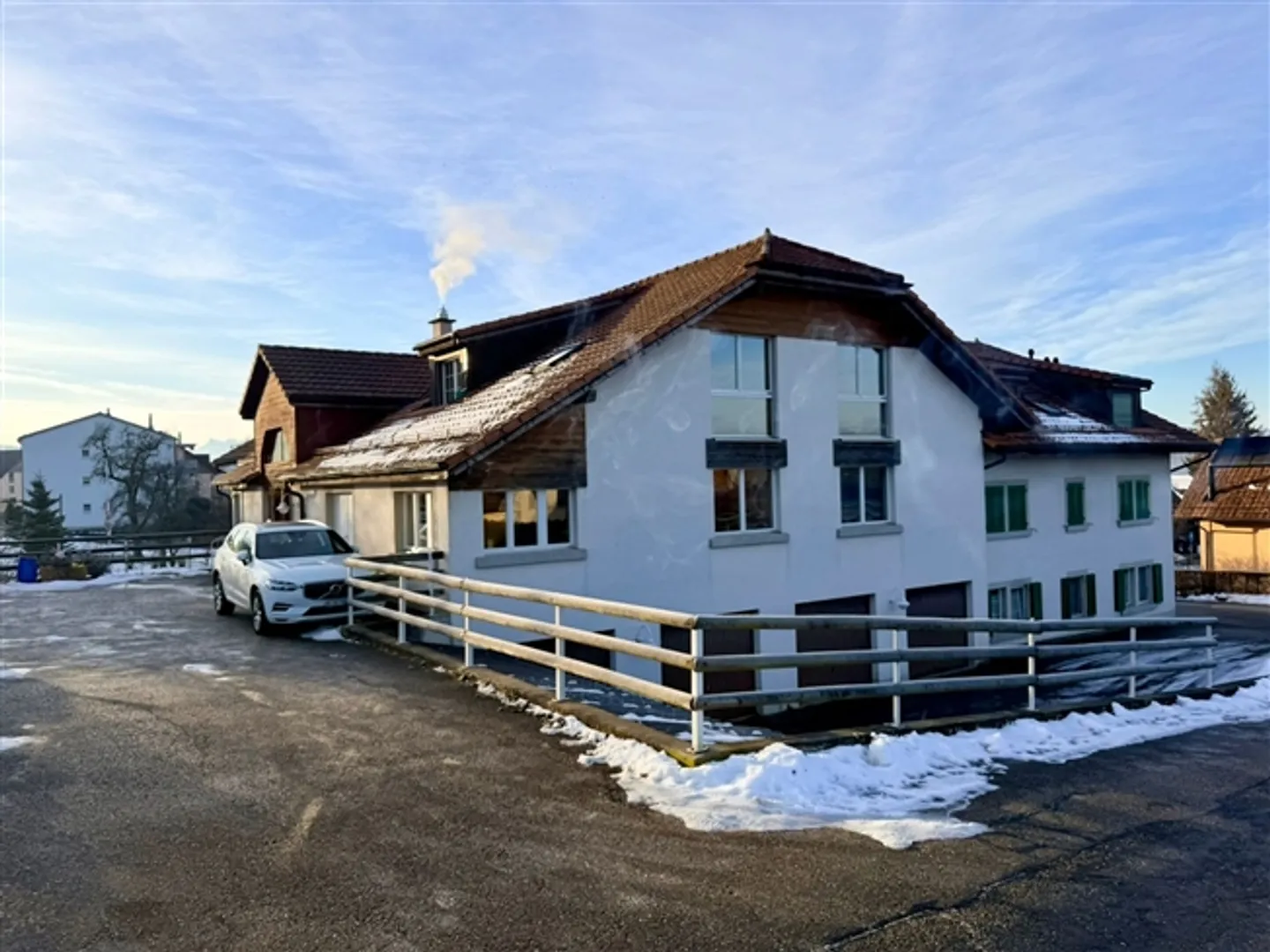 Area of 120 m², apartment or commercial space - Photo 1 of 9