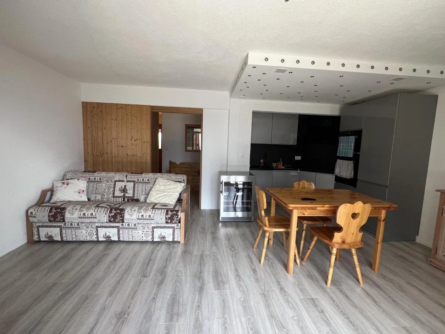 2.5-room apartment with a view - Photo 6 of 6