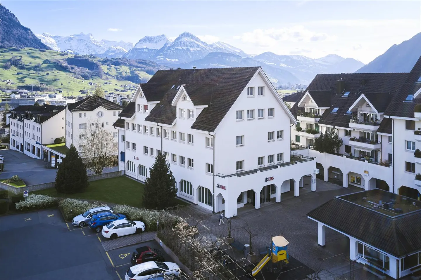 Spazi flessibili al piano terra nel centro di Schwyz – da 30 m² a 600 m² - Foto 2 di 2