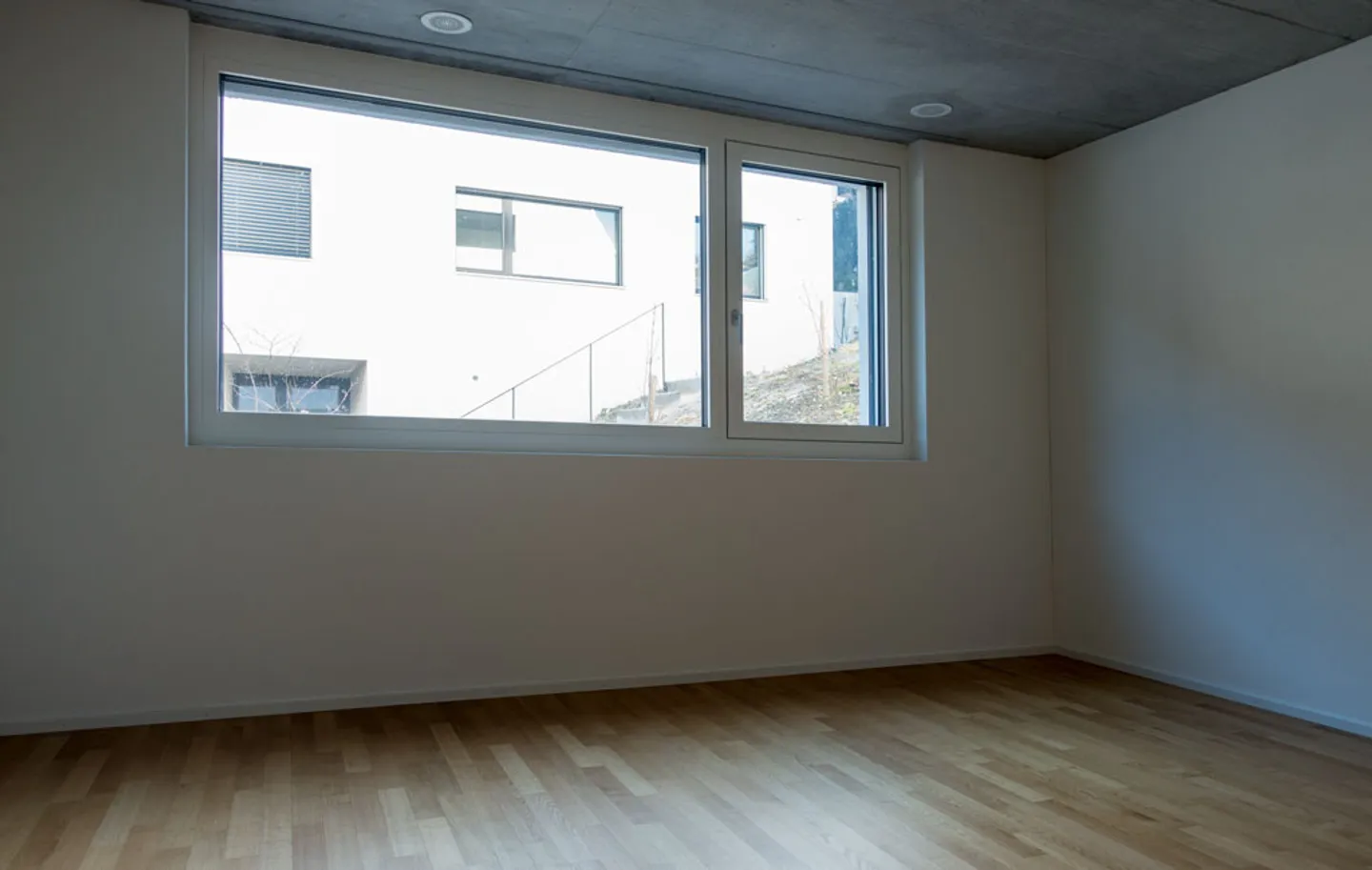 High quality living near the center - Photo 9 of 10