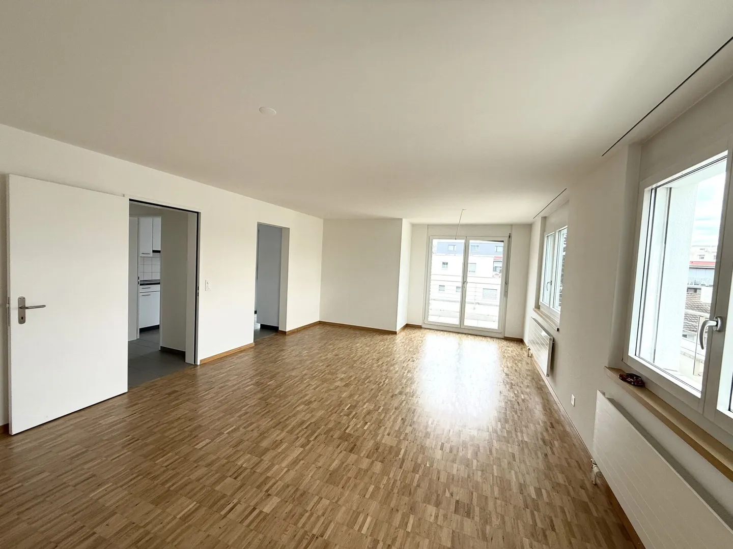Attico nel centro di Pratteln vicino al parco Joerin - Foto 4 di 10