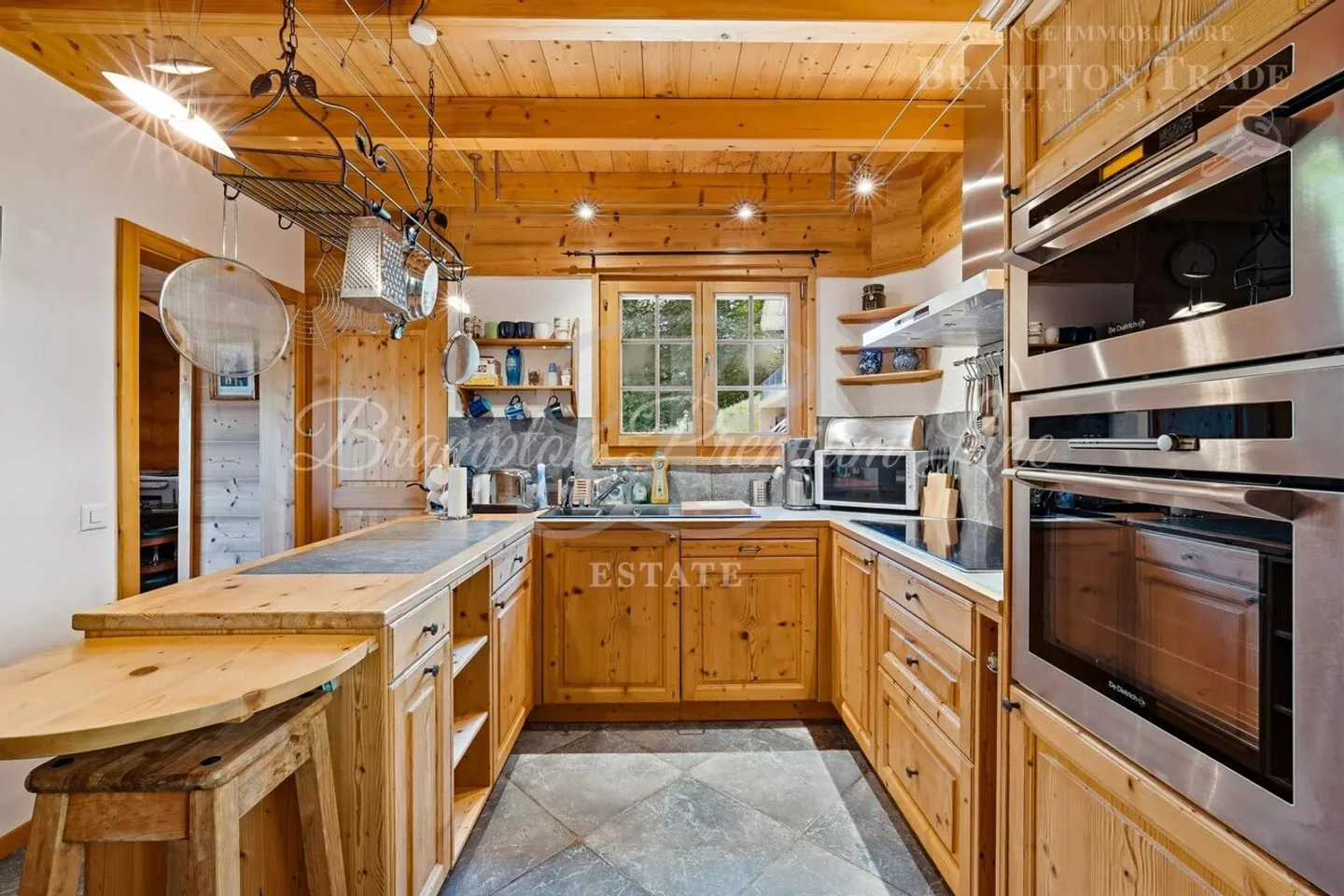 Charming Chalet in St-Cergue - Photo 6 of 13