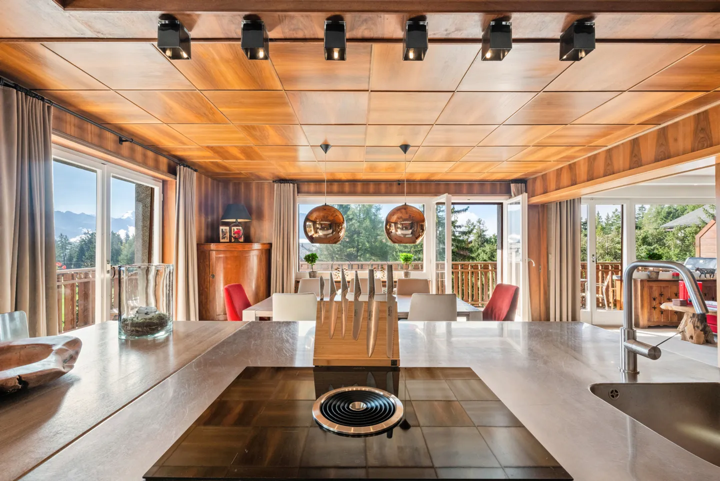 4006. 4,5-Zimmer Luxuswohnung, nahe dem Zentrum von Crans - Foto 3 von 21