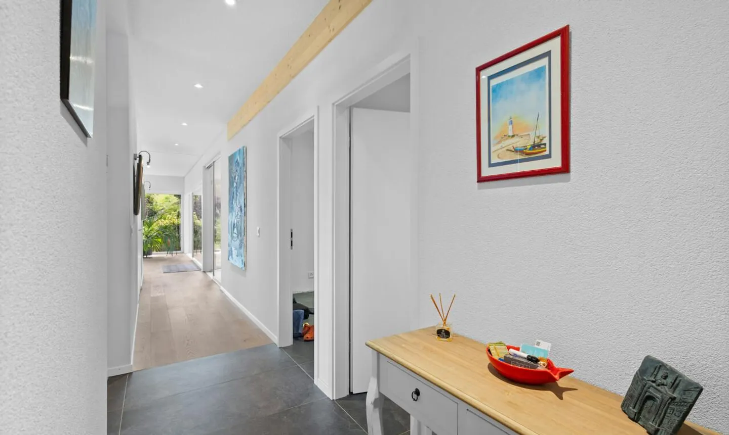 Außergewöhnliche Residenz: Obergeschoss mit Panoramablick auf die Alpen - Foto 3 von 11