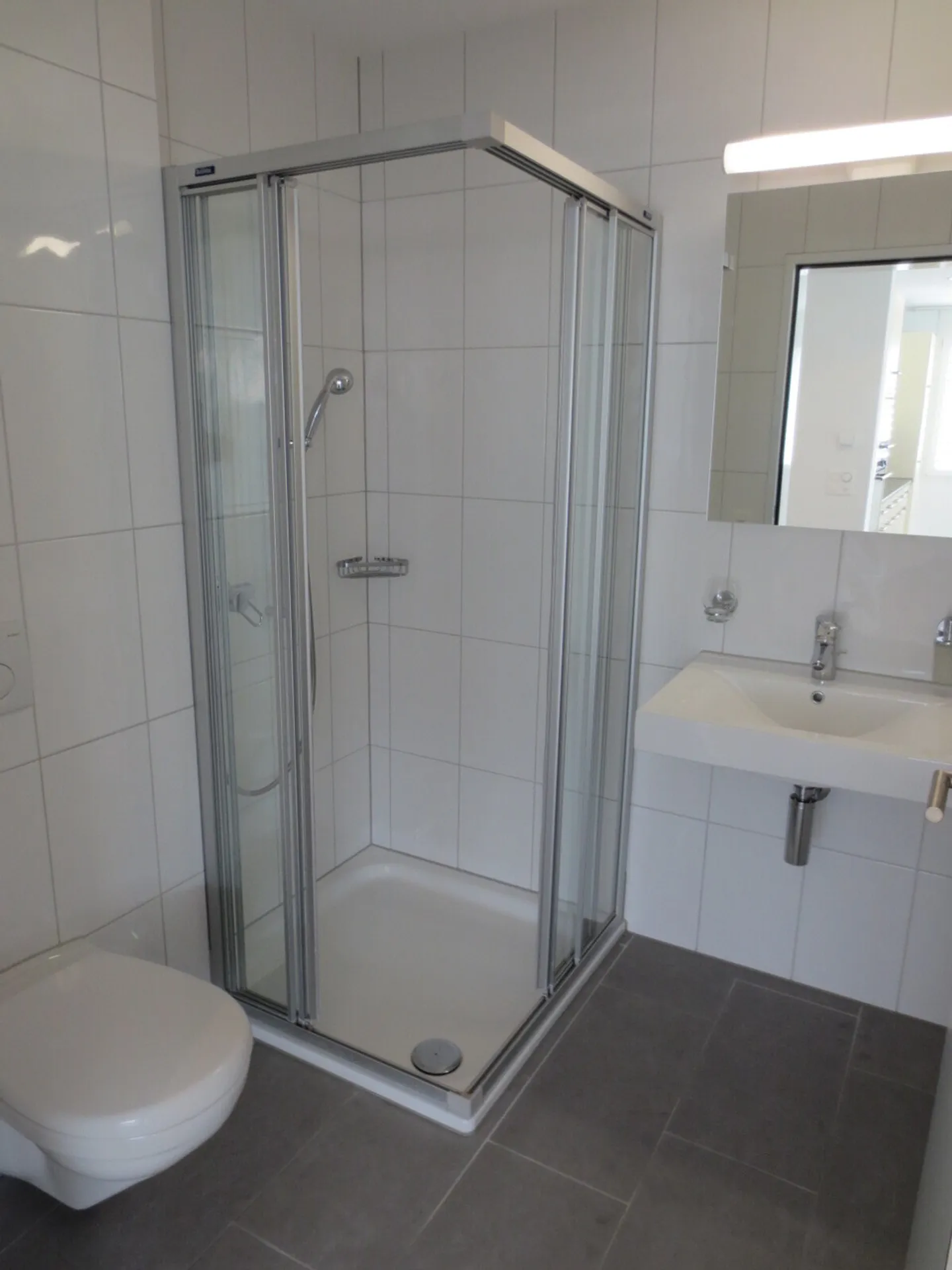 Appartement lumineux - à une minute à pied de la gare de Dagmersellen. - Photo 10 sur 10