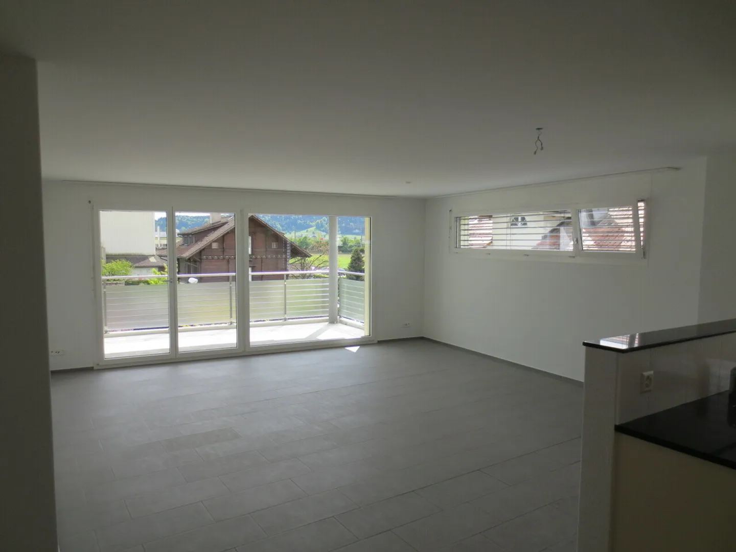 Appartement lumineux - à une minute à pied de la gare de Dagmersellen. - Photo 6 sur 10