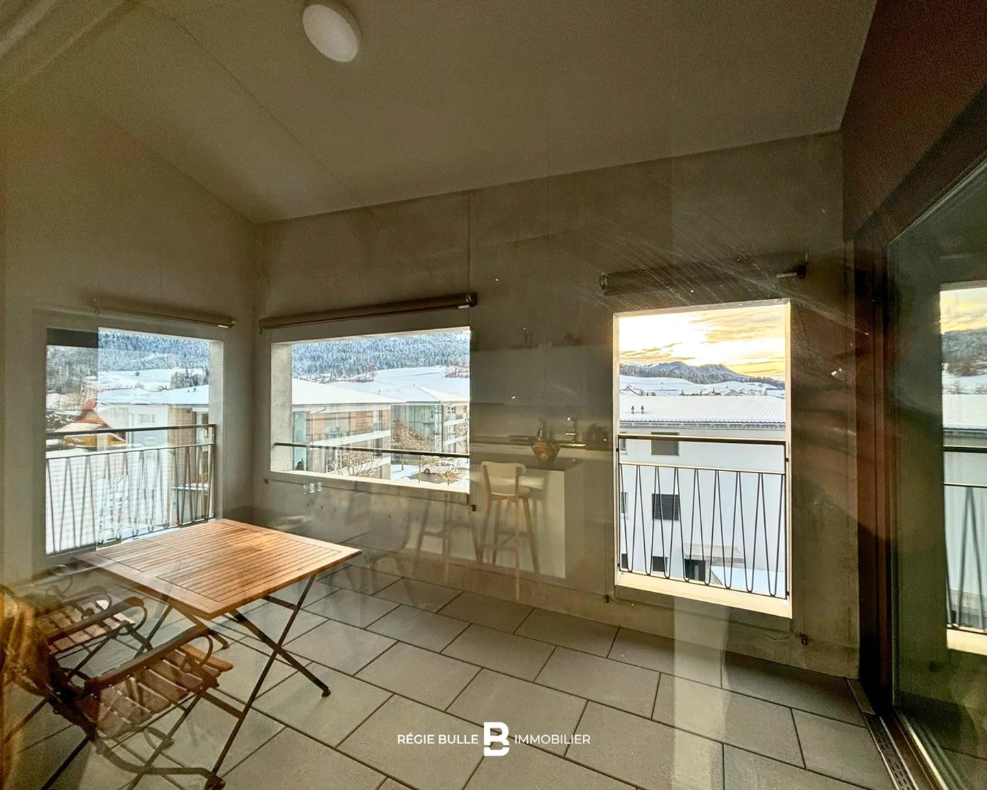 Plaffeien - Bellissimo appartamento di 4,5 locali in affitto - Foto 3 di 11