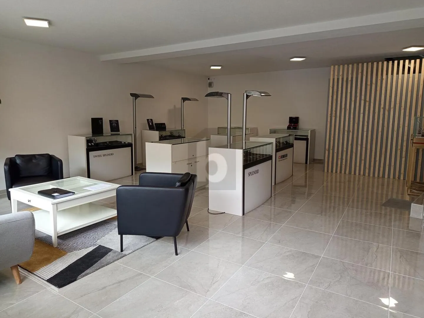 BRIGHT, VISIBLE &amp; VERSATILE - Photo 2 of 6