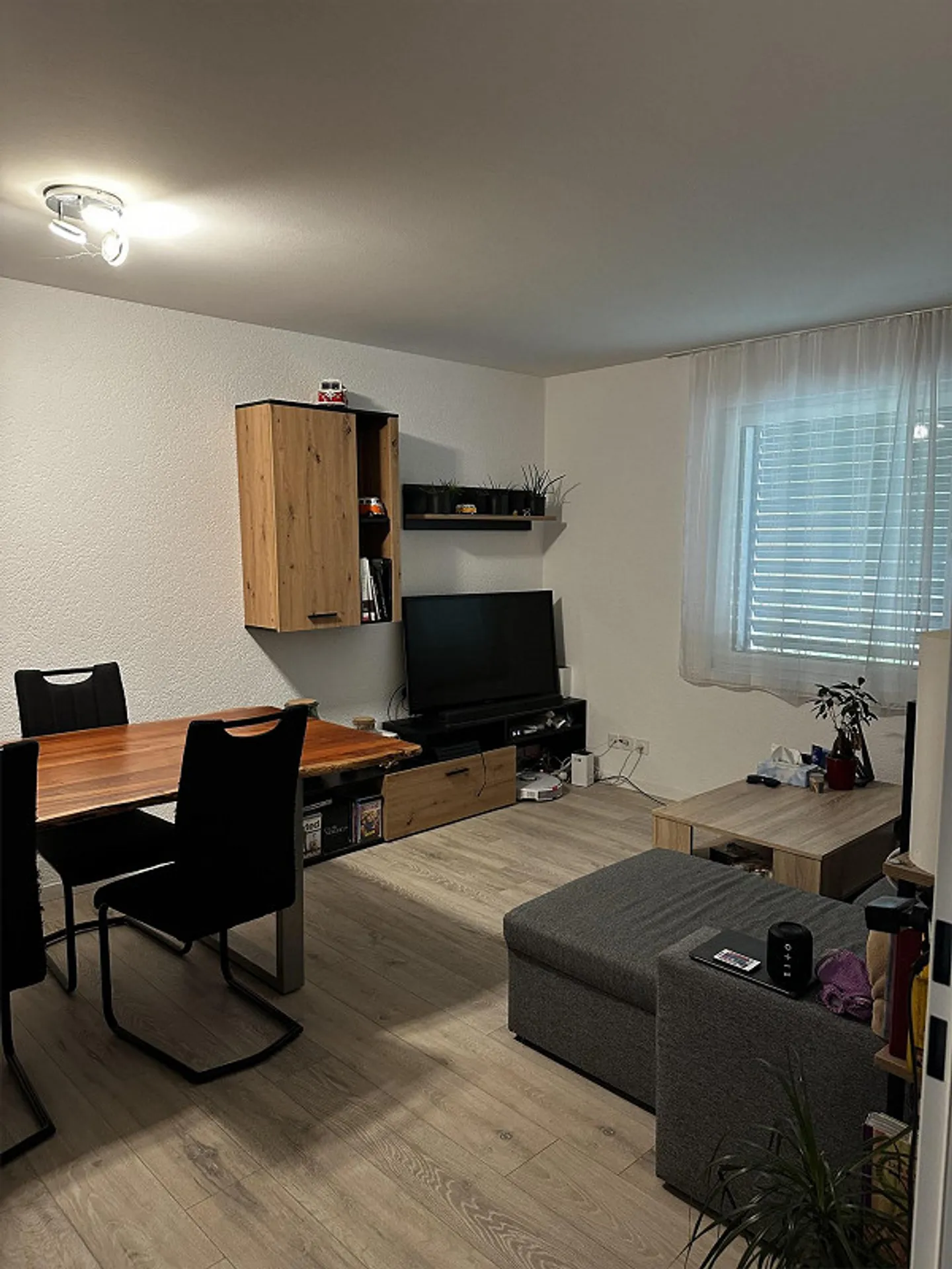Appartement sous-sol 2,5 pièces à Igis - Garage incluse - Photo 2 sur 12
